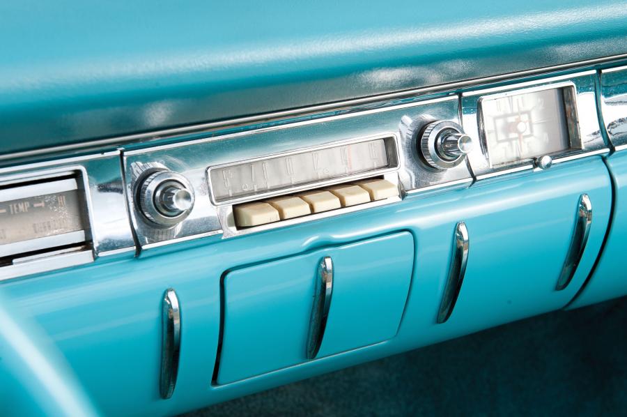 Детали интерьера Edsel Corsair Convertible 1959 года  (фото 30 из 82)